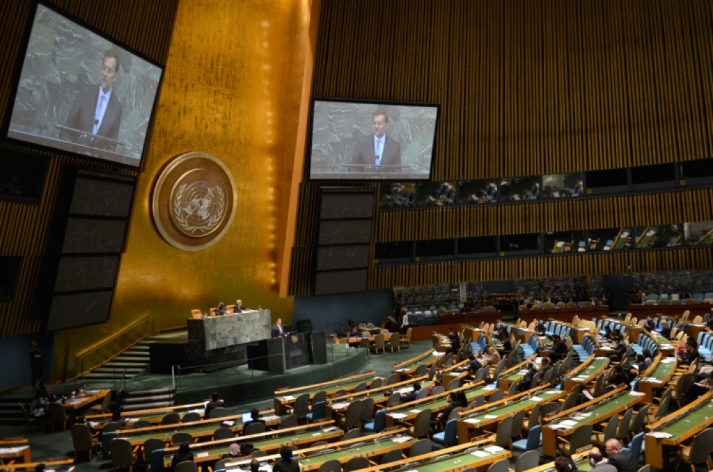 El expresidente de España, Don Mariano Rajoy Brey, defendiendo el valor universal de la siesta española en la Asamblea de las Naciones Unidas. (WIKIMEDIA COMMONS)